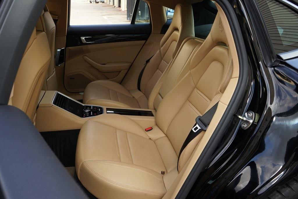 2018 Porsche Panamera