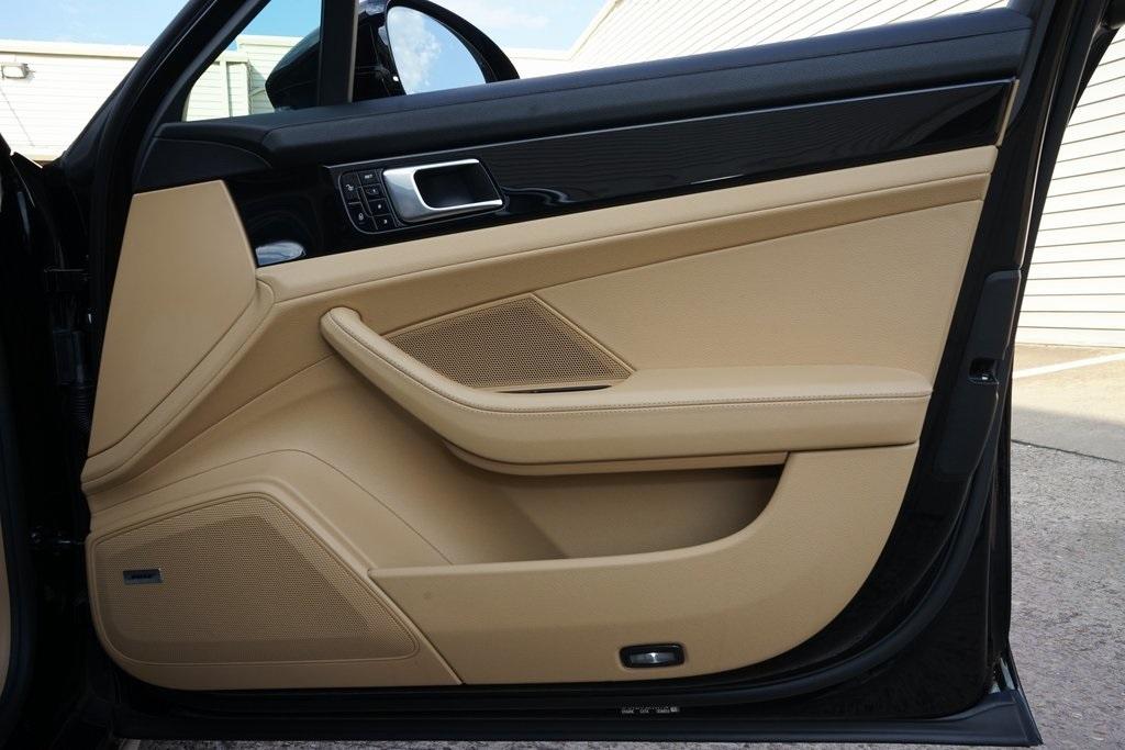 2018 Porsche Panamera