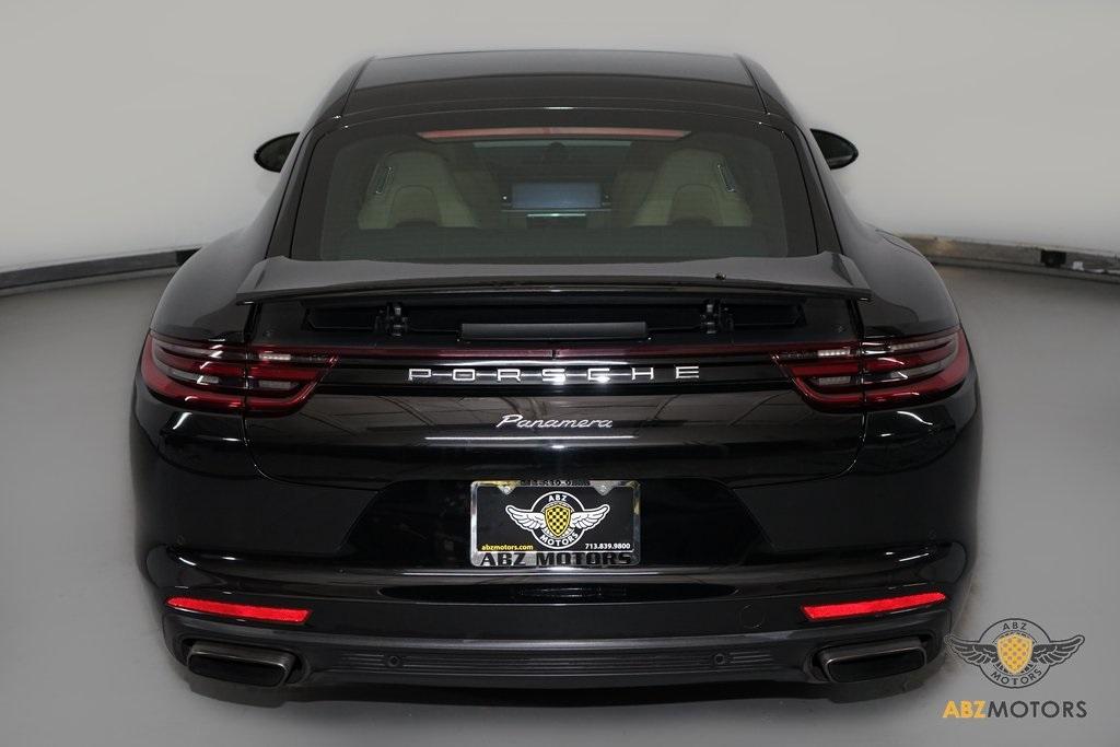 2018 Porsche Panamera