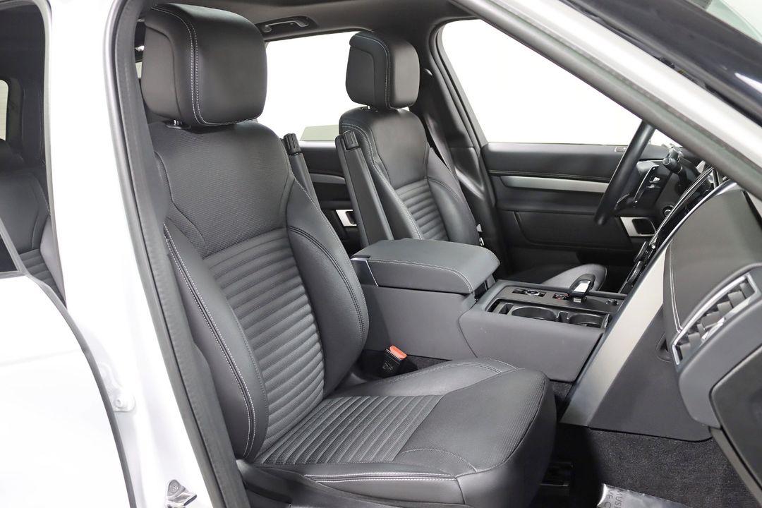 2023 Land Rover Discovery