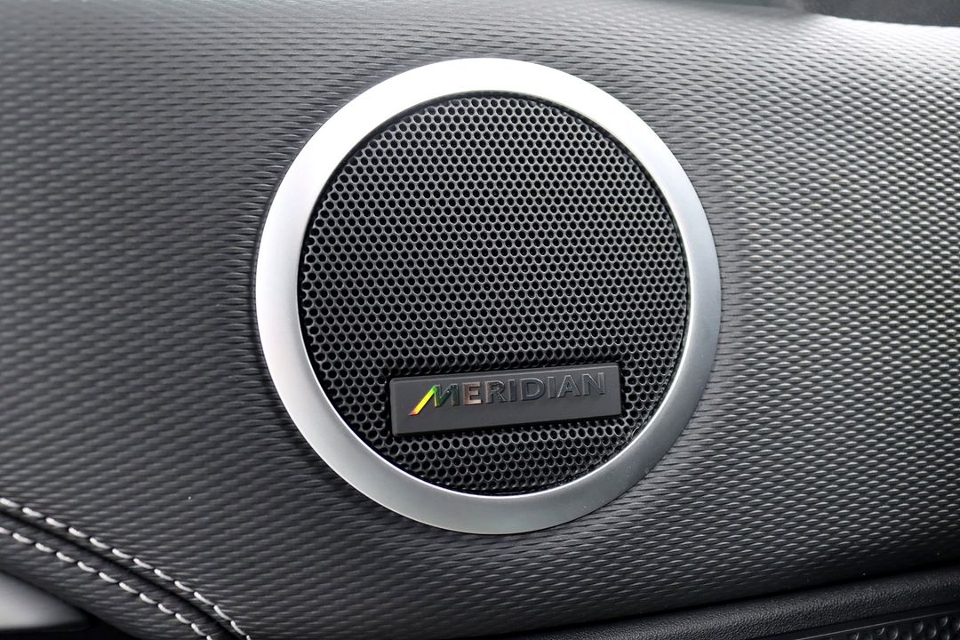 2023 Land Rover Discovery