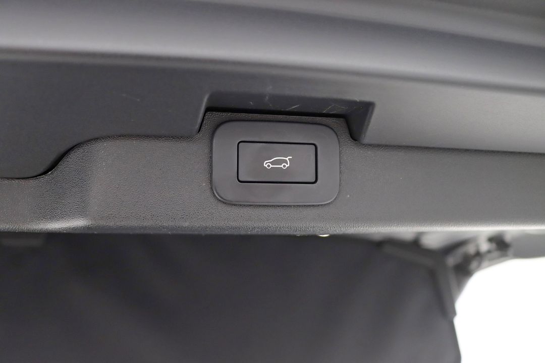 2023 Land Rover Discovery