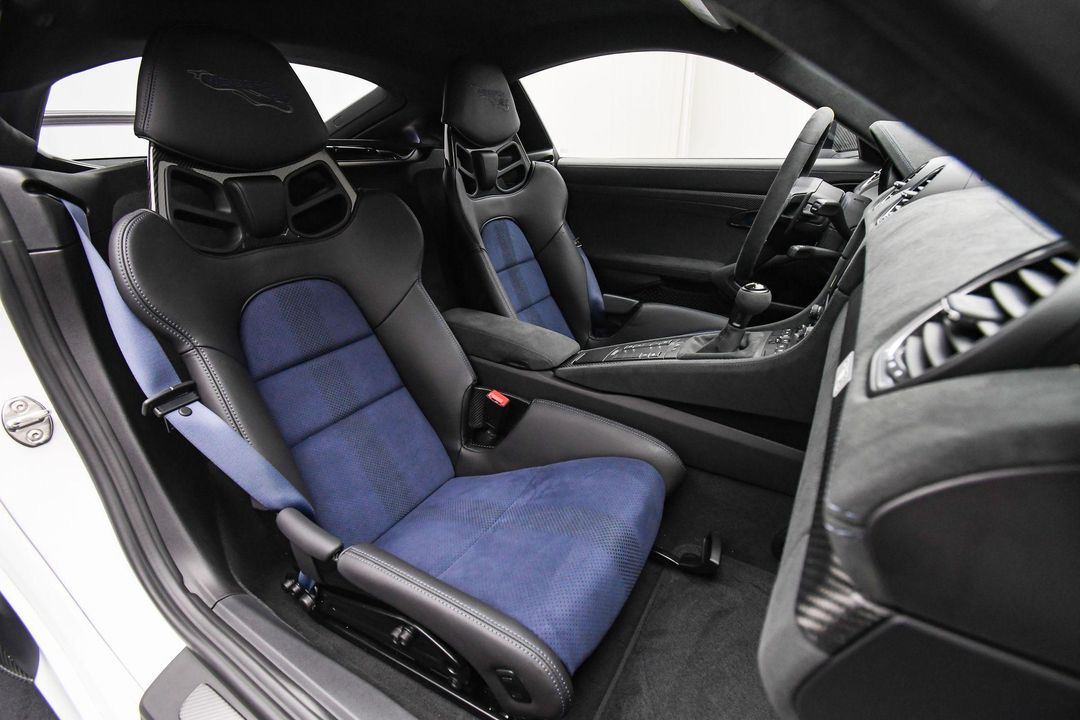 2024 Porsche 718 Cayman