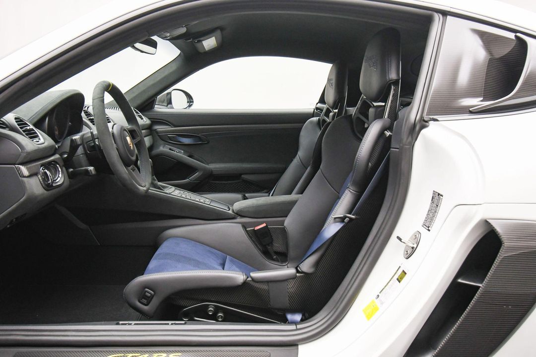 2024 Porsche 718 Cayman