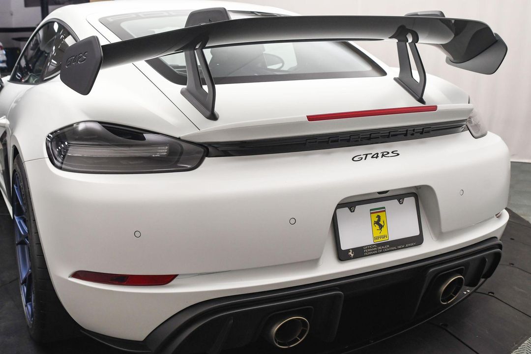 2024 Porsche 718 Cayman