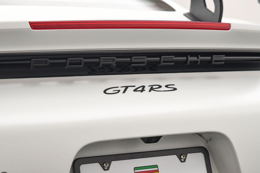 2024 Porsche 718 Cayman