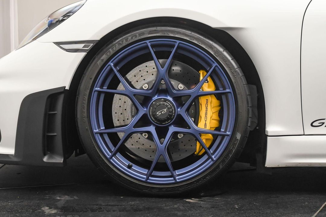 2024 Porsche 718 Cayman
