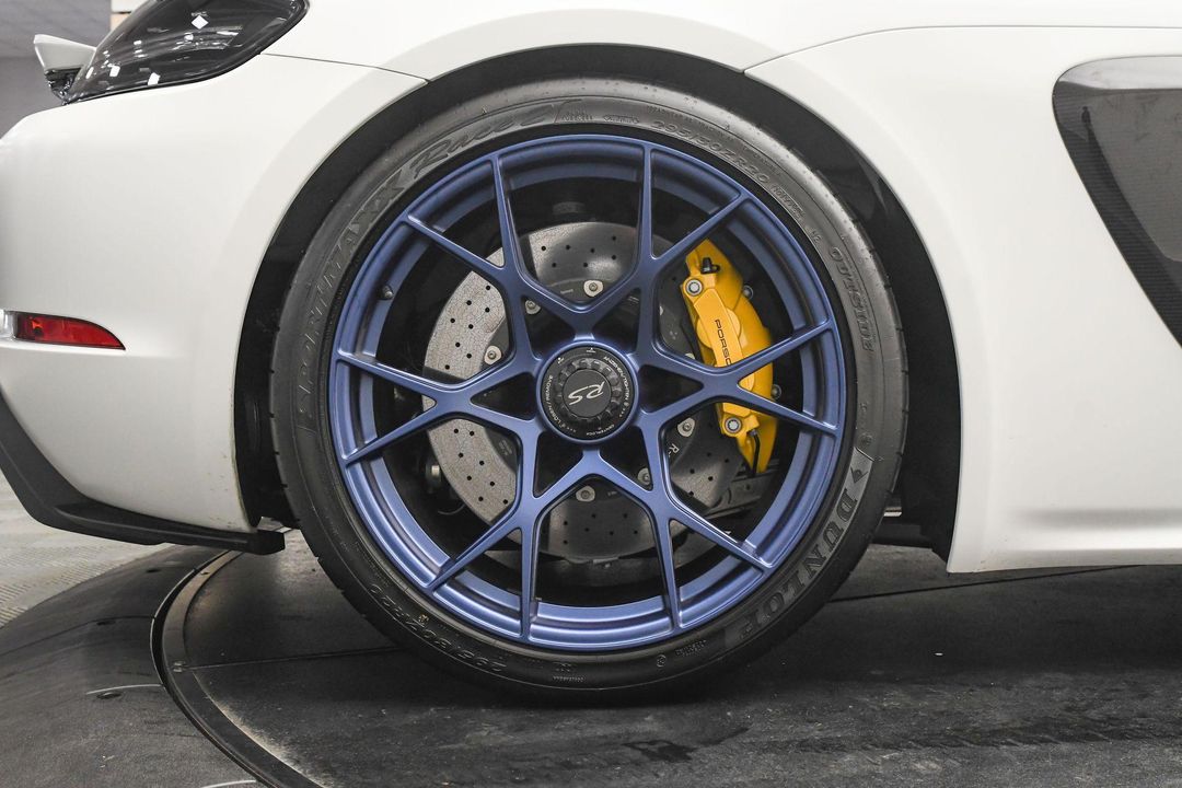 2024 Porsche 718 Cayman