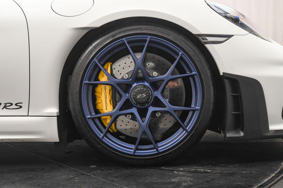 2024 Porsche 718 Cayman