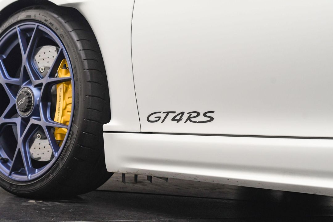 2024 Porsche 718 Cayman