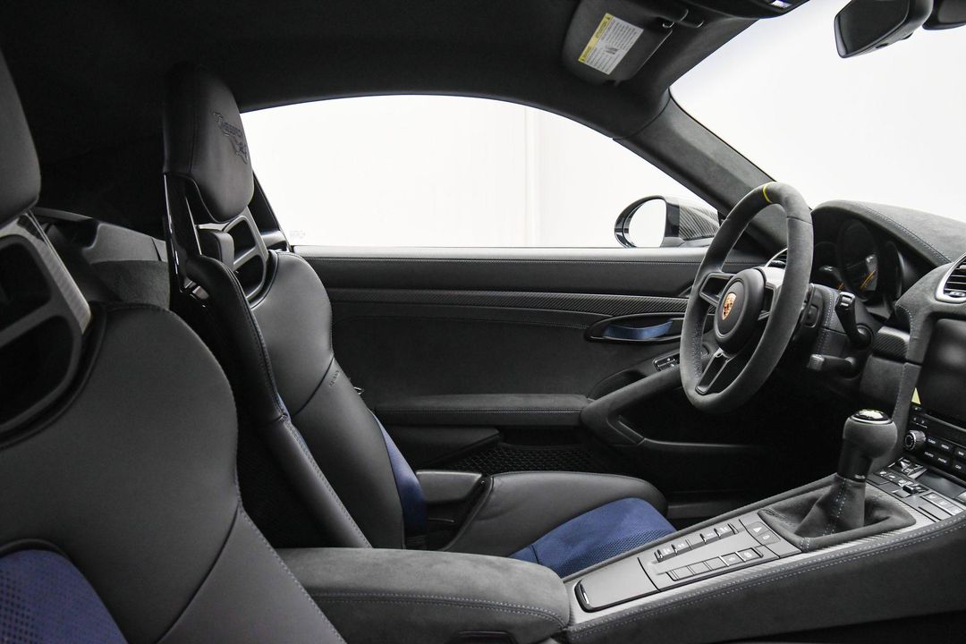 2024 Porsche 718 Cayman