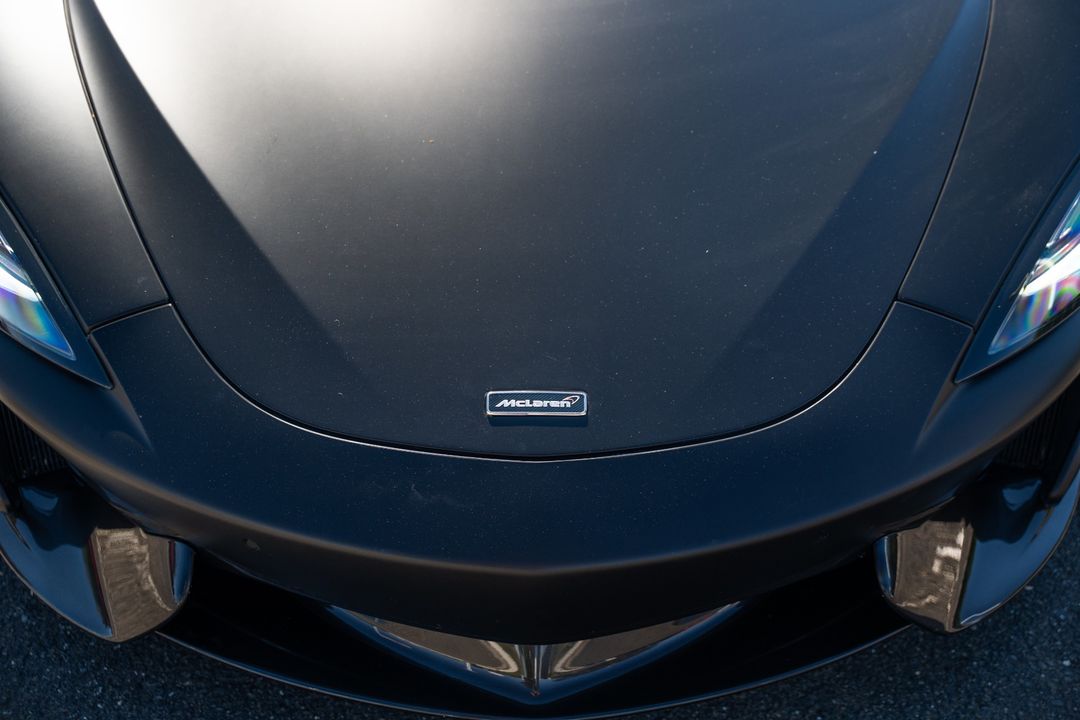 2017 McLaren 570GT