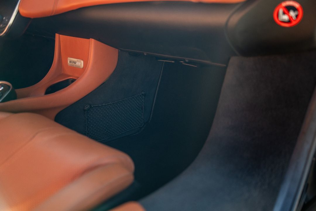 2017 McLaren 570GT