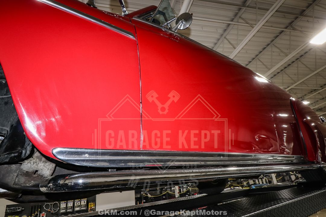 1949 Plymouth Super Deluxe