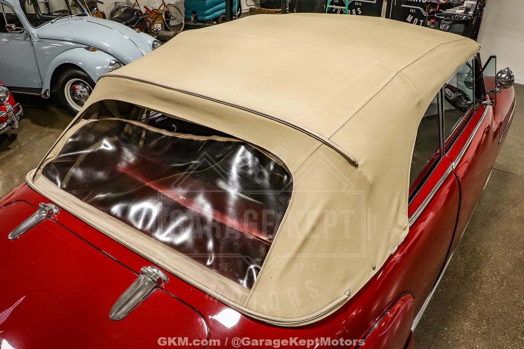 1949 Plymouth Super Deluxe