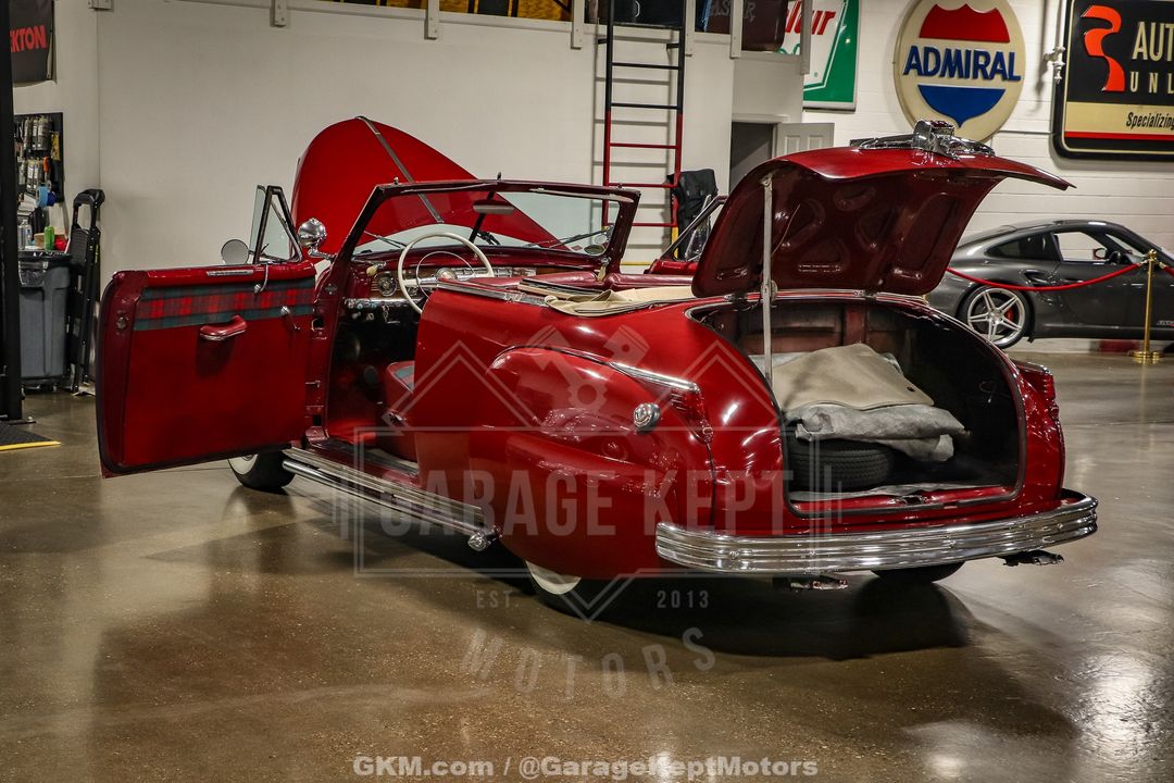 1949 Plymouth Super Deluxe