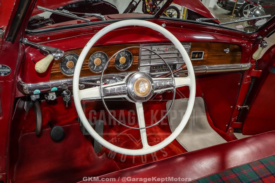 1949 Plymouth Super Deluxe