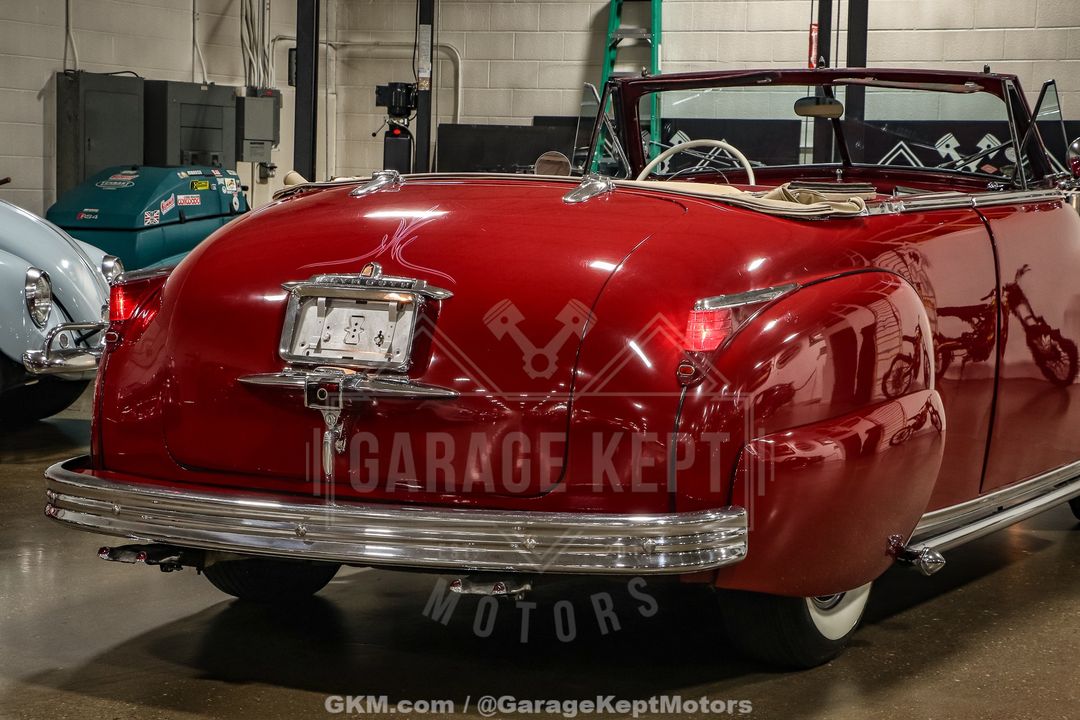 1949 Plymouth Super Deluxe