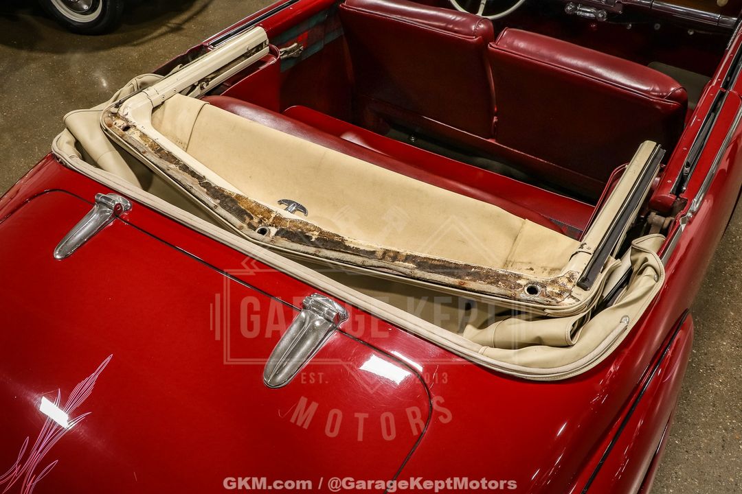 1949 Plymouth Super Deluxe