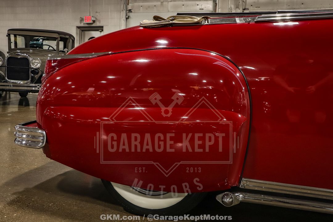 1949 Plymouth Super Deluxe