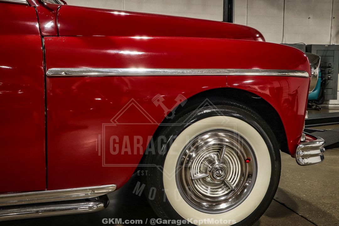 1949 Plymouth Super Deluxe