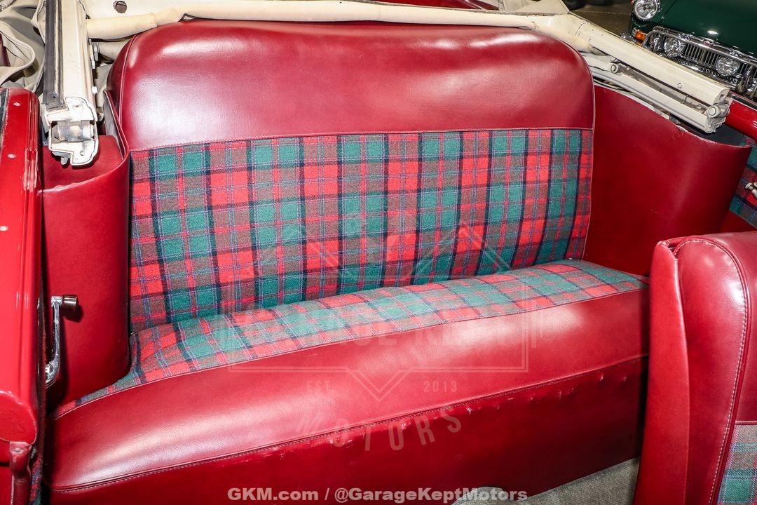 1949 Plymouth Super Deluxe