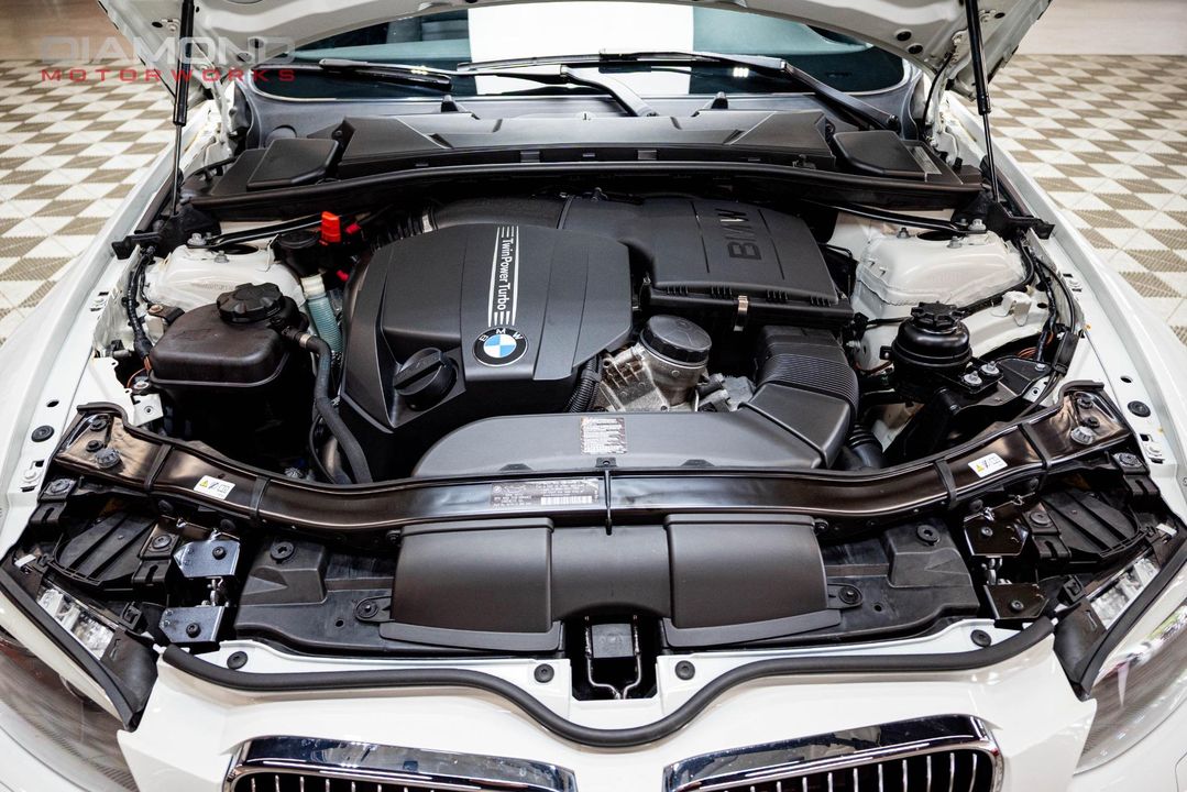 2012 BMW 3 Series