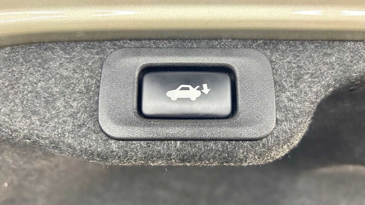 2014 Lexus ES 300h