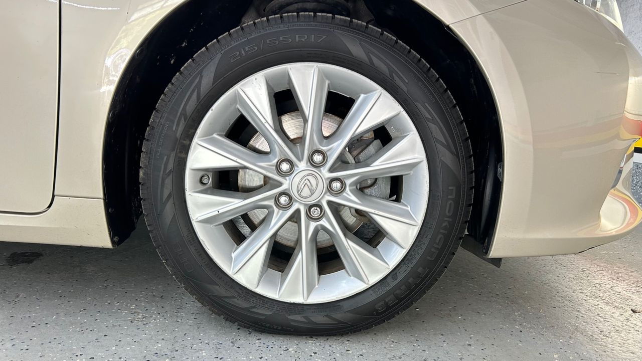 2014 Lexus ES 300h