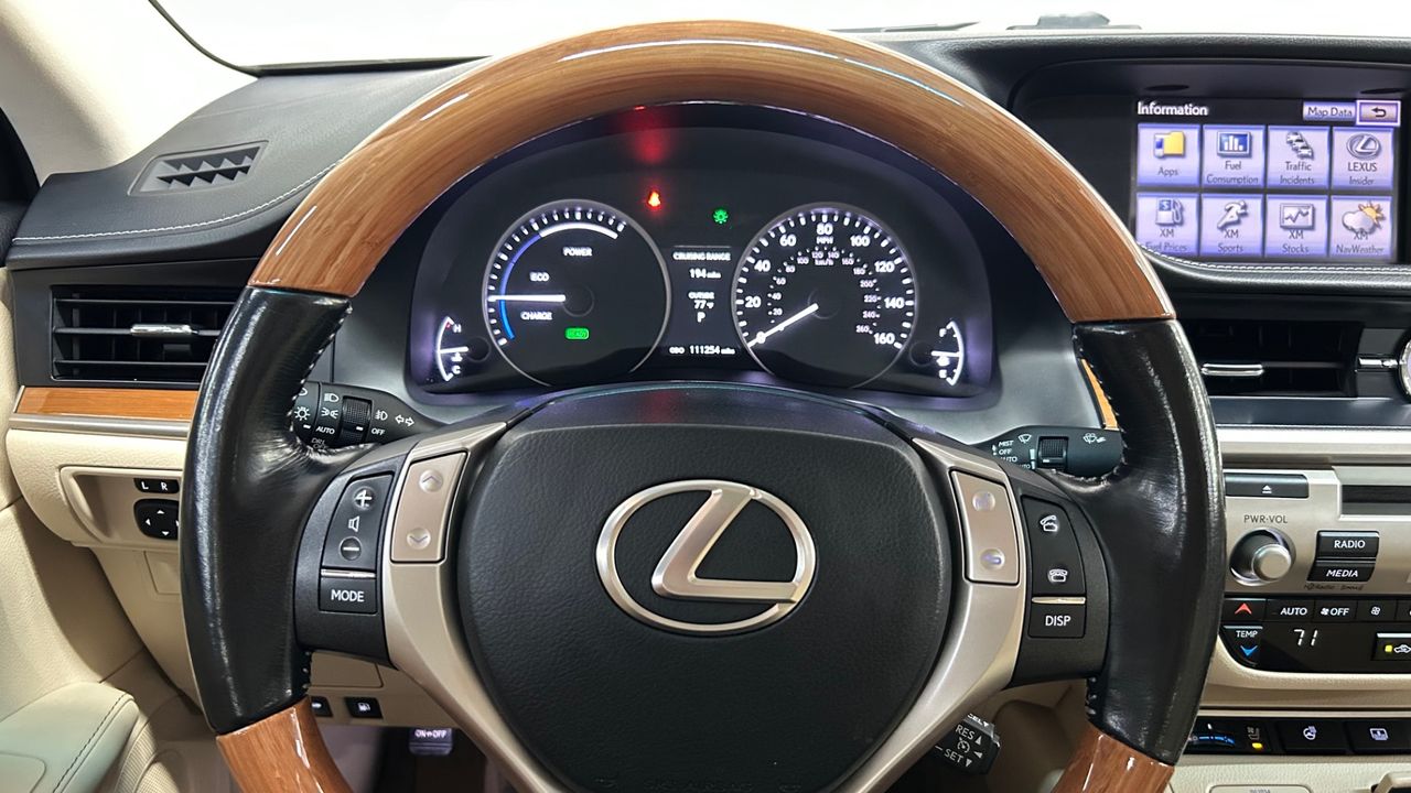 2014 Lexus ES 300h