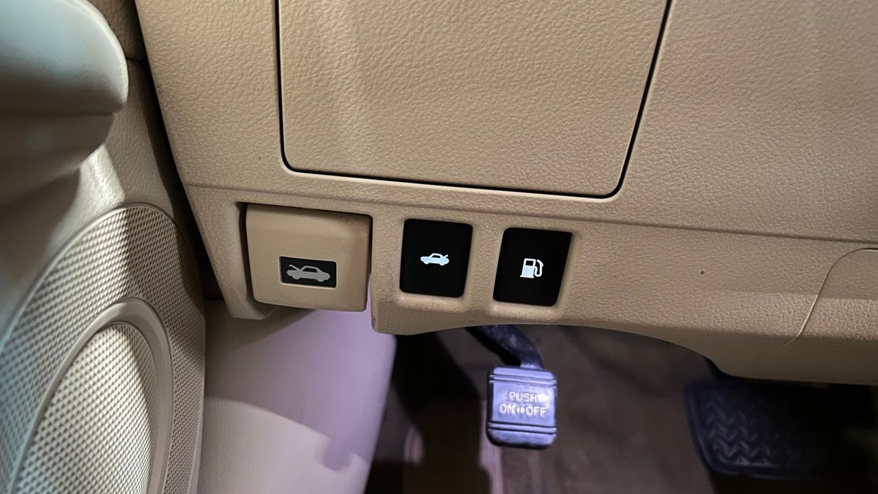 2014 Lexus ES 300h