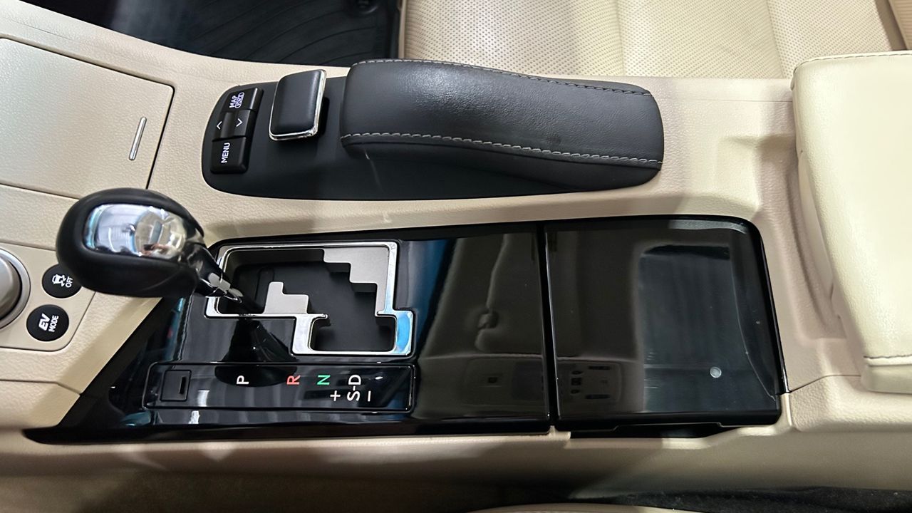 2014 Lexus ES 300h