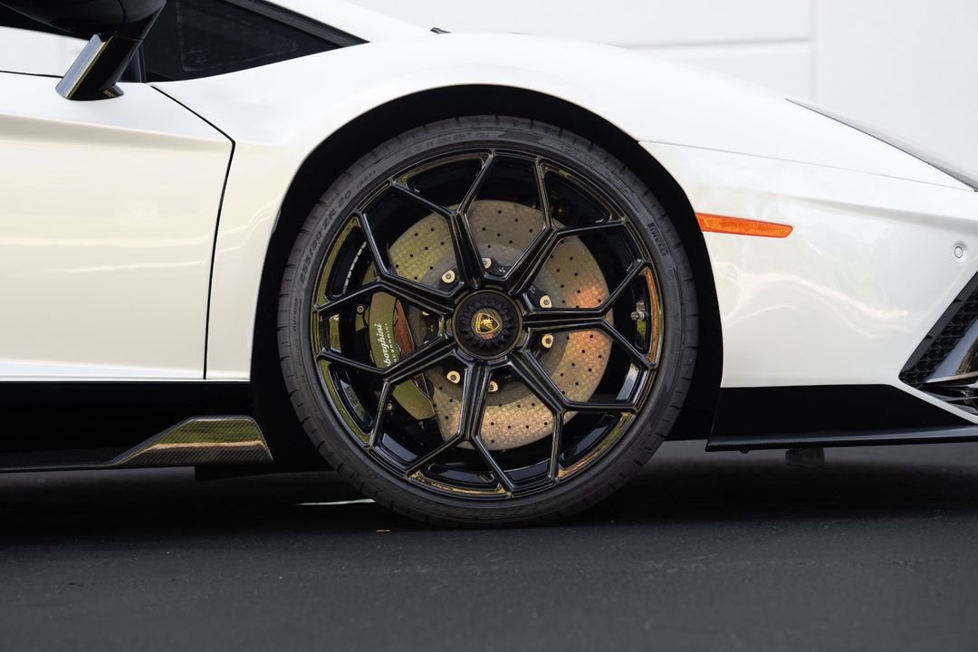 2022 Lamborghini Aventador