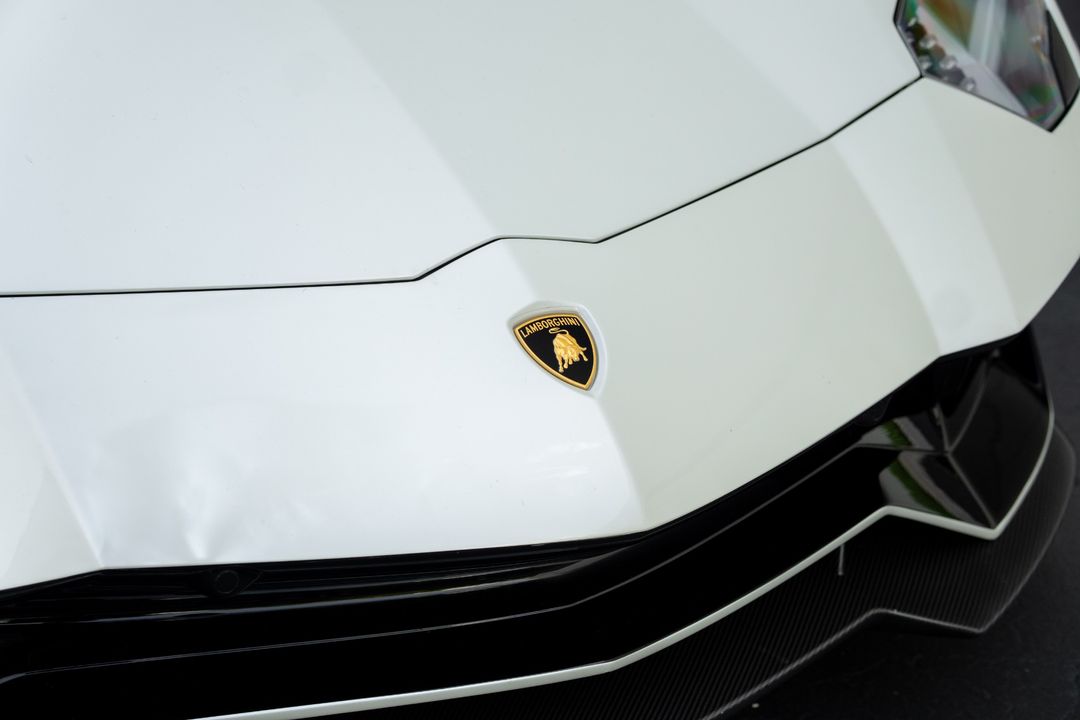 2022 Lamborghini Aventador