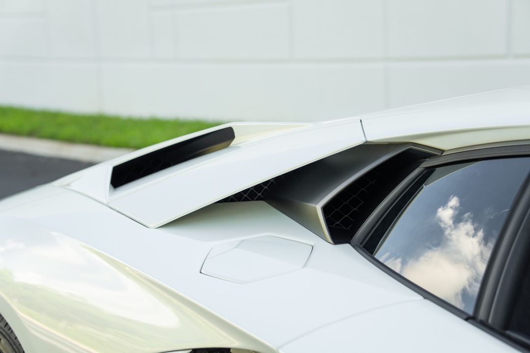 2022 Lamborghini Aventador