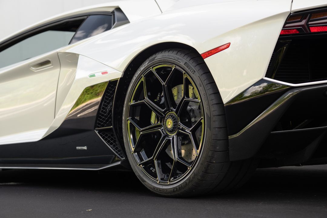 2022 Lamborghini Aventador