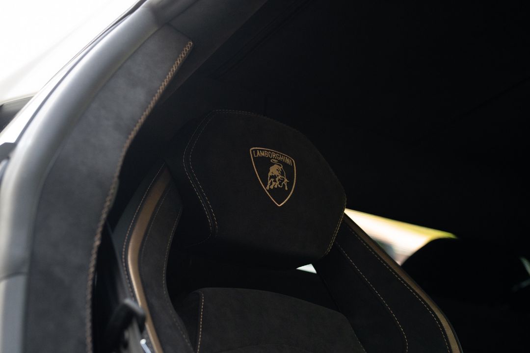2022 Lamborghini Aventador