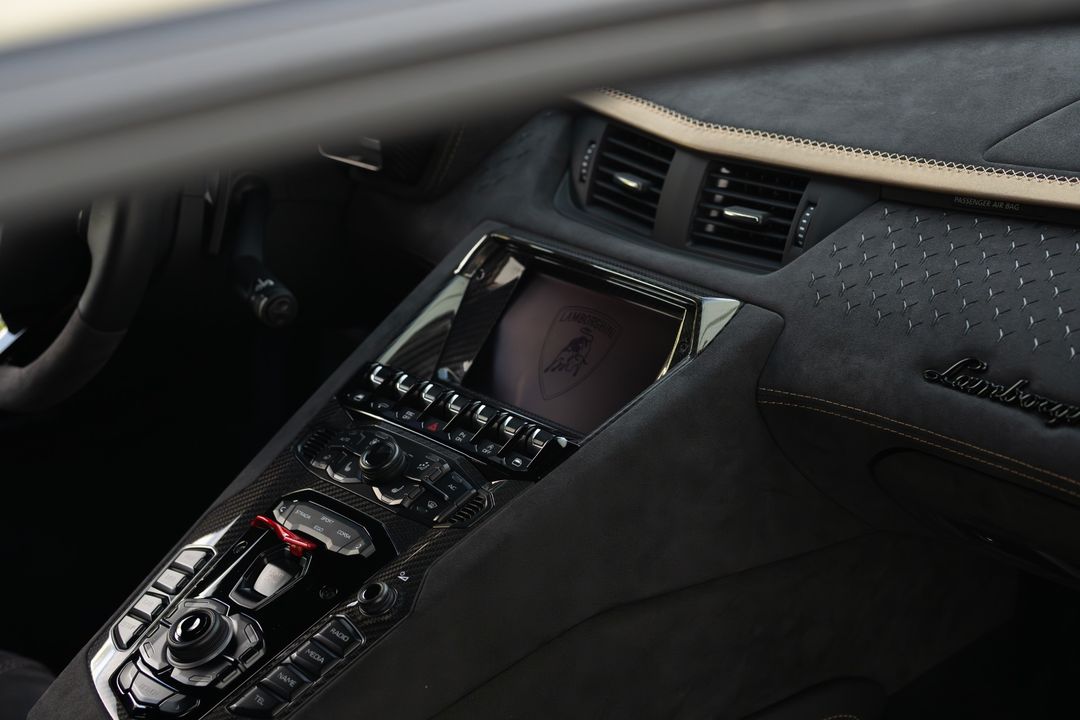 2022 Lamborghini Aventador
