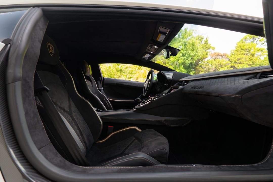 2022 Lamborghini Aventador