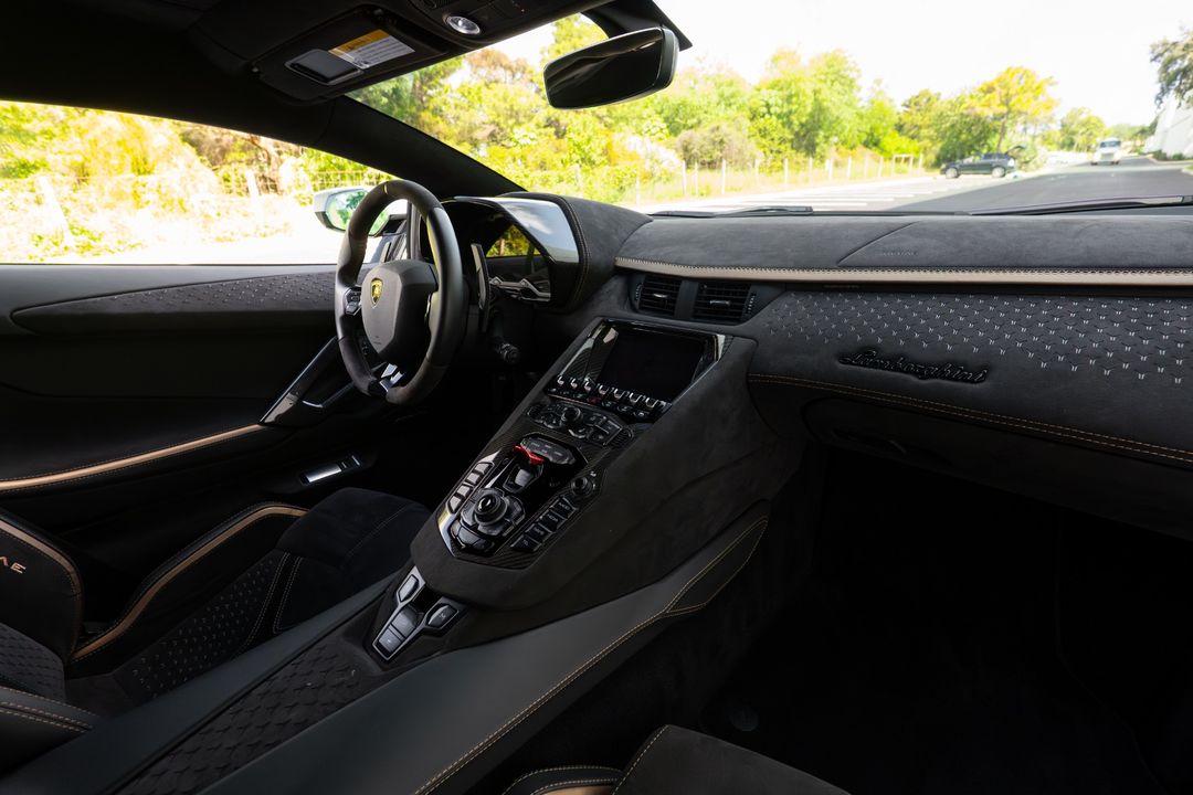 2022 Lamborghini Aventador