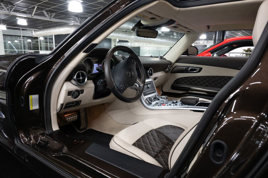 2013 Mercedes-Benz SLS AMG