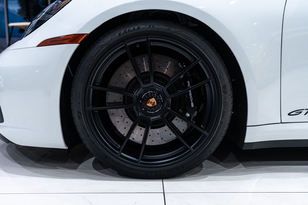 2024 Porsche 911