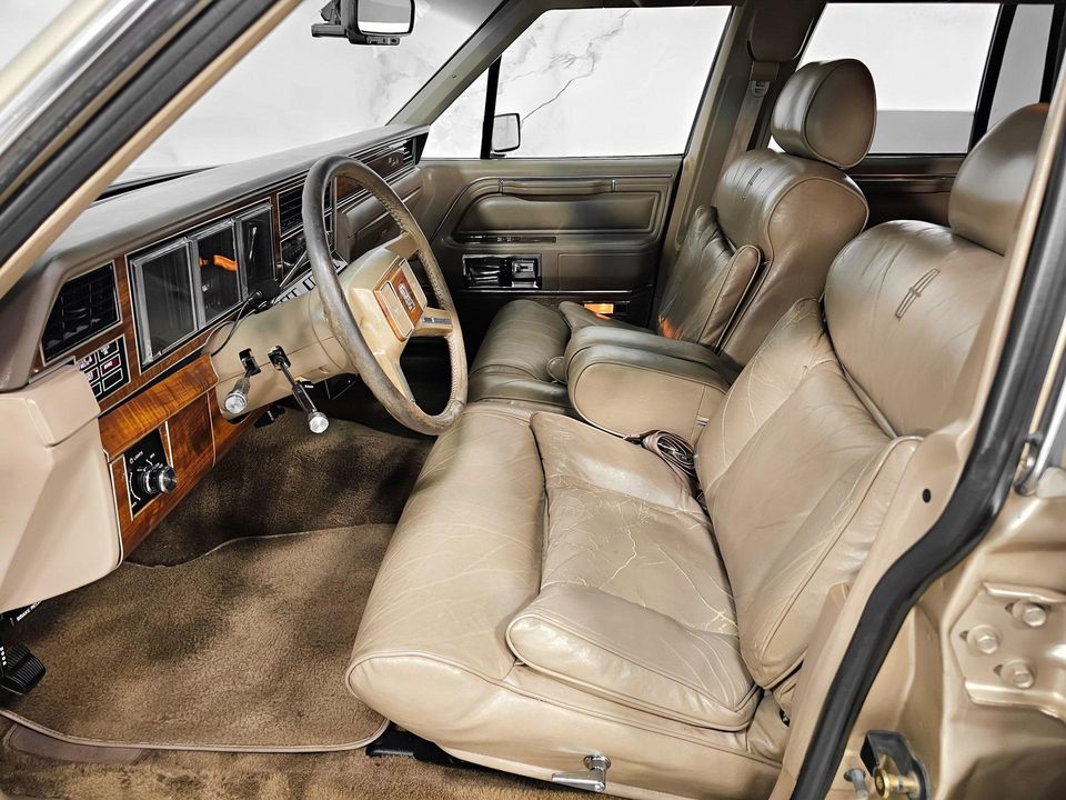 1989 Lincoln Town Car