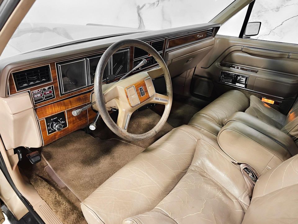 1989 Lincoln Town Car