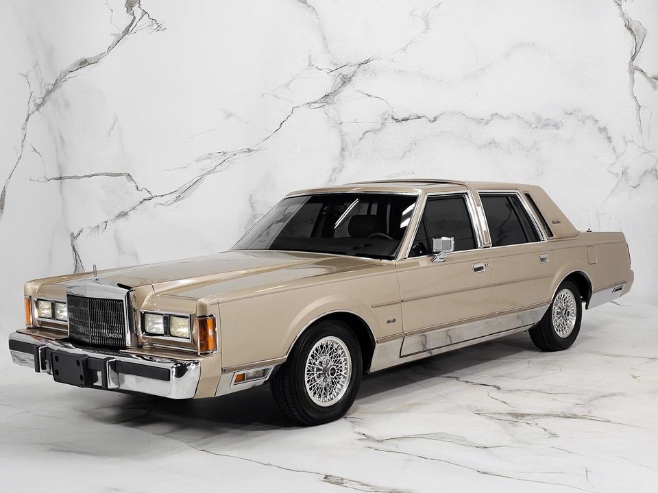 1989 Lincoln Town Car