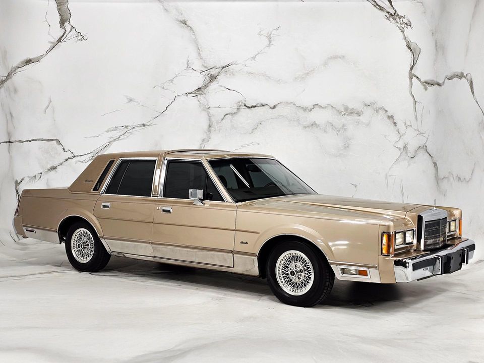 1989 Lincoln Town Car