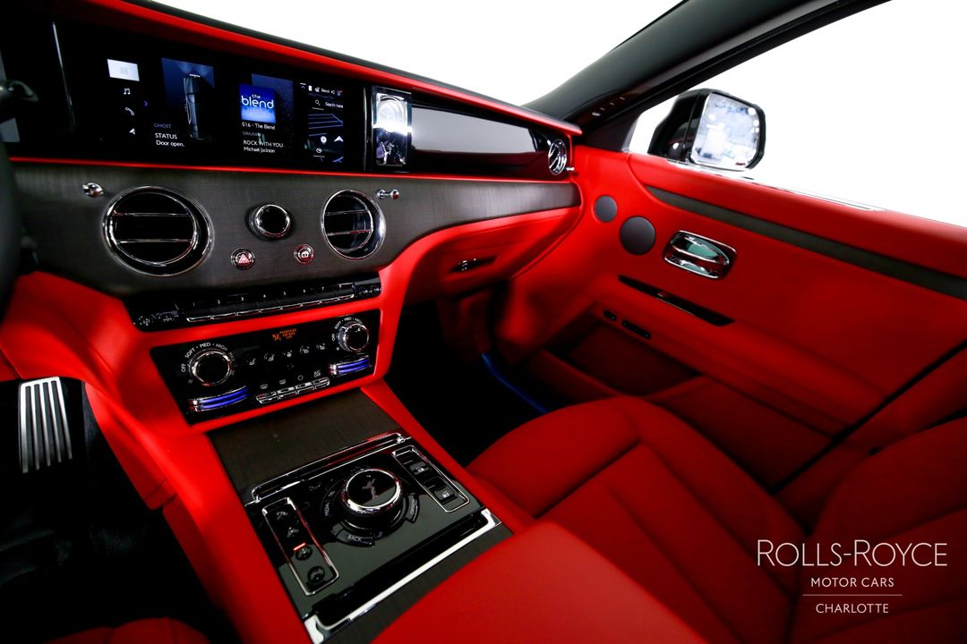 2025 Rolls-Royce Ghost