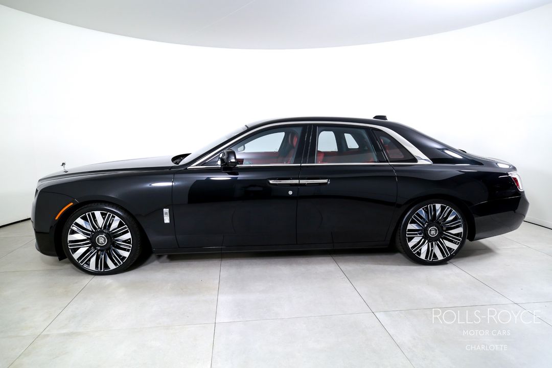 2025 Rolls-Royce Ghost