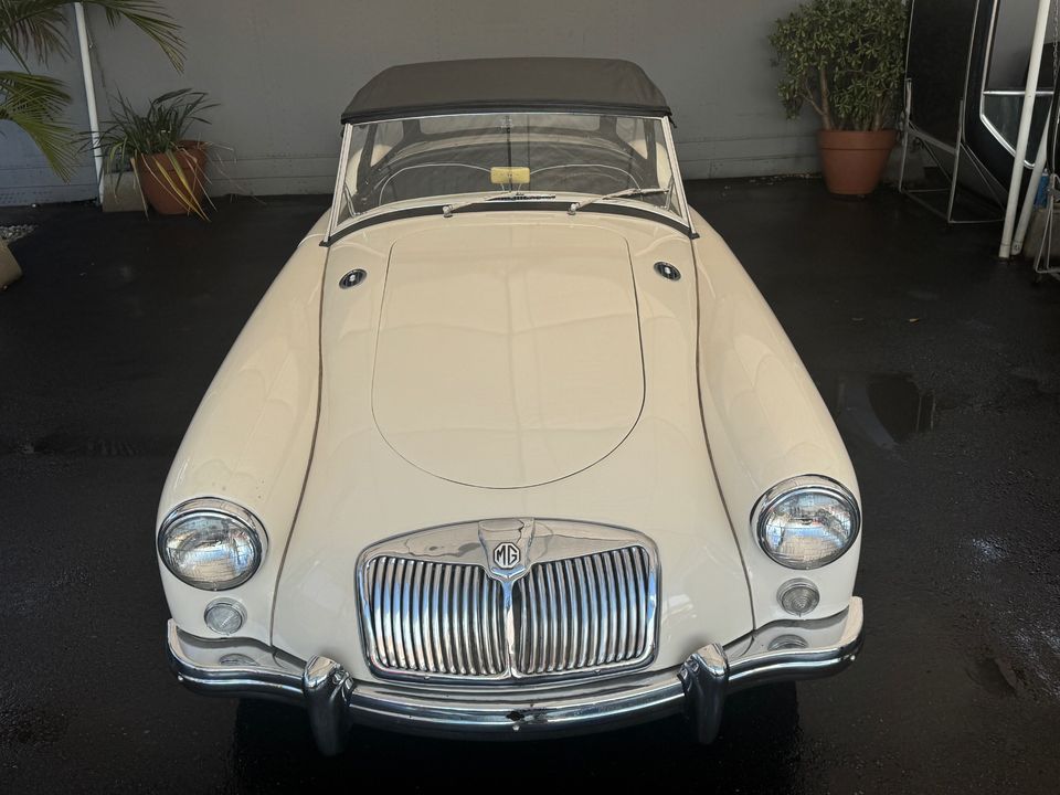 1957 MG MGA