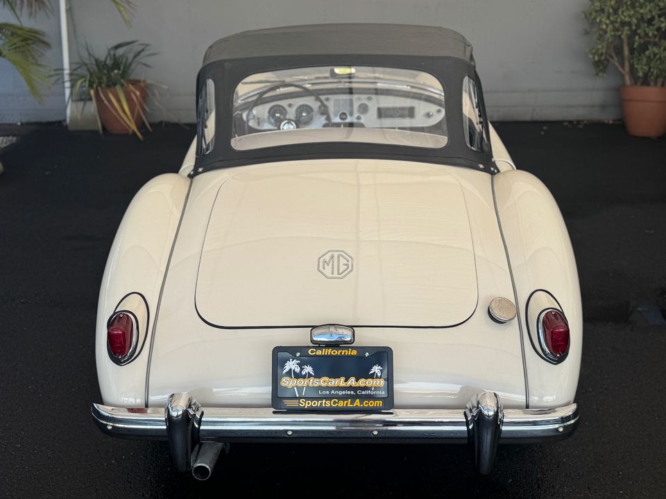 1957 MG MGA